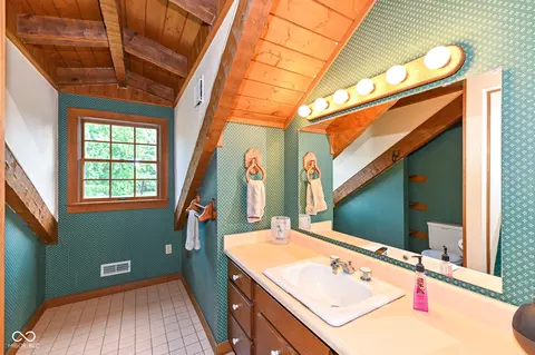 Bath - 10681 E 121st St, Fishers, IN 46037 photo 2 of 5
