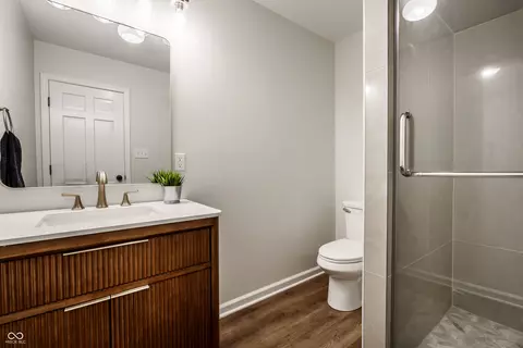 Bath - 3419 E 69th St, Indianapolis, IN 46220 photo 1 of 4