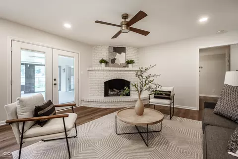 Living - 3419 E 69th St, Indianapolis, IN 46220 photo 3 of 7