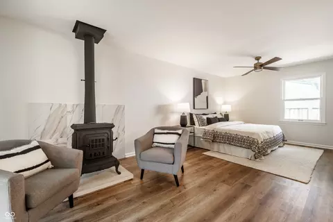 Bedroom - 3419 E 69th St, Indianapolis, IN 46220 photo 2 of 5