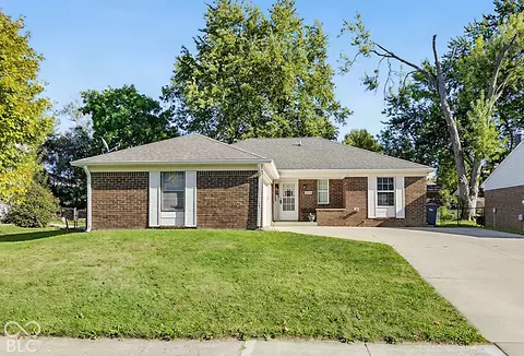 5509 Sleet Dr, Indianapolis, IN 46237