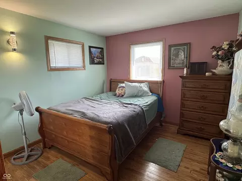 Bedroom - 106 Elm, Covington, IN 47932 photo 2 of 2