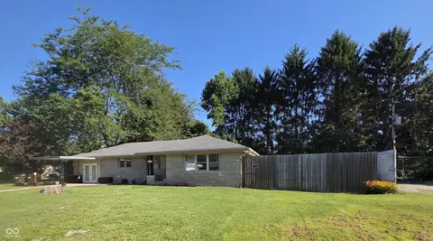 710 E North St, Westport, IN 47283