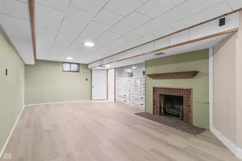Living - 627 E Main St, Plainfield, IN 46168 photo 6 of 7