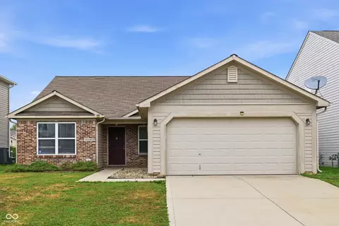 10182 Morning Light Dr, Avon, IN 46123