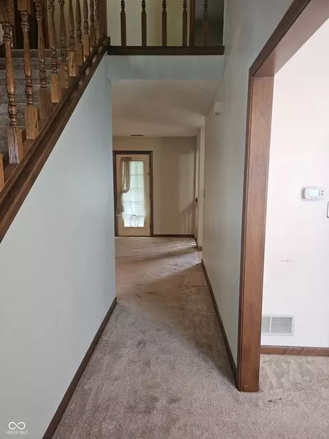 Entry Way - 946 Johnathan Dr, Plainfield, IN 46168 photo 2 of 3