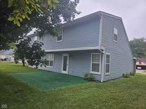 Exterior - 946 Johnathan Dr, Plainfield, IN 46168 photo 3 of 5