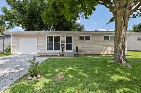 2020 Newcomer Ln, Beech Grove, IN 46107