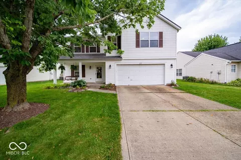 237 Winslow Dr, Westfield, IN 46074