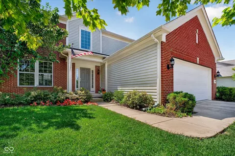 565 Stafford Dr, Westfield, IN 46074