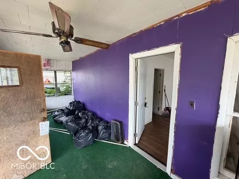 Entry Way - 1405 5th St, Bedford, IN 47421 photo 1 of 2