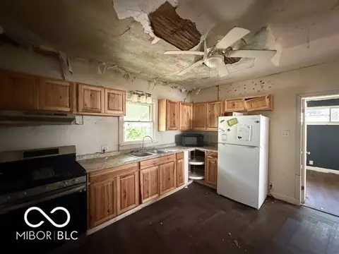 Kitchen - 1405 5th St, Bedford, IN 47421 photo 3 of 3
