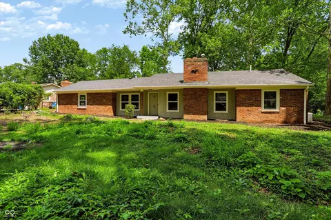 10465 Woodlawn Dr, Indianapolis, IN 46280