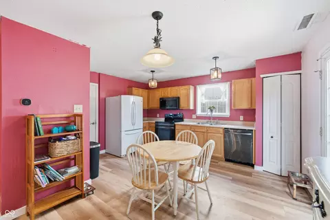 Kitchen - 9444 W Constellation Dr, Pendleton, IN 46064 photo 1 of 1