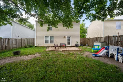 Exterior - 9444 W Constellation Dr, Pendleton, IN 46064 photo 3 of 4