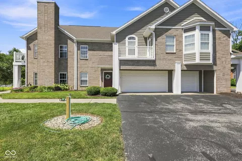 1593 Sierra Spgs, Indianapolis, IN 46280