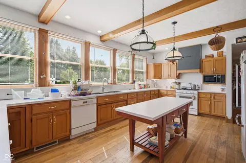 Kitchen - 7480 S 250 E, Markleville, IN 46056 photo 4 of 4