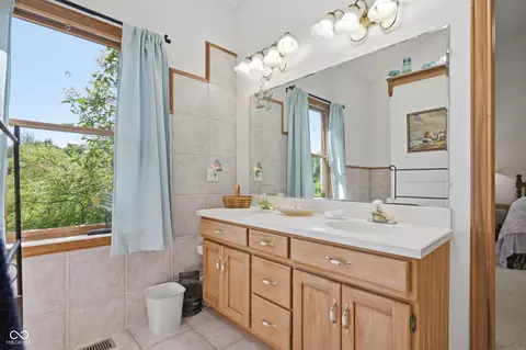 Bath - 7480 S 250 E, Markleville, IN 46056 photo 4 of 5