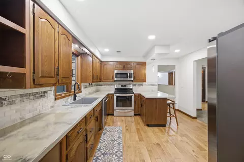 Kitchen - 2334 W Us Highway 36, Pendleton, IN 46064 photo 4 of 4