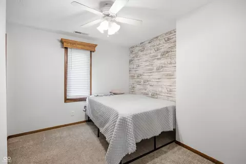 Bedroom - 2334 W Us Highway 36, Pendleton, IN 46064 photo 1 of 11