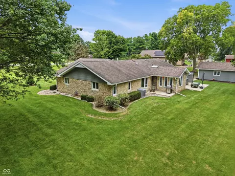 View/Area - 2334 W Us Highway 36, Pendleton, IN 46064 photo 3 of 16