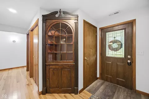 Entry Way - 2334 W Us Highway 36, Pendleton, IN 46064 photo 1 of 3