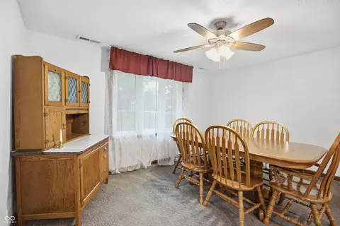 Dining - 2334 W Us Highway 36, Pendleton, IN 46064 photo 2 of 4