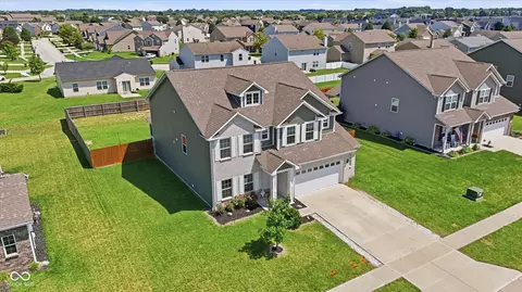 2241 Maple Stone Ln, Greenwood, IN 46143