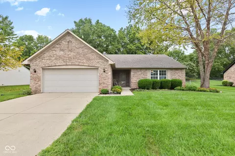 20834 Summitt Rd, Noblesville, IN 46062
