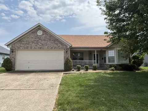 1963 Winfield Park Dr, Greenfield, IN 46140