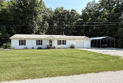 6583 Hall School Rd, Martinsville, IN 46151