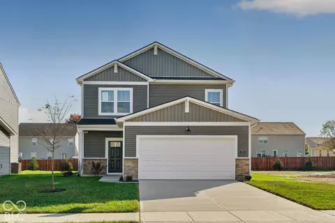 3889 Riverstone Dr, Whitestown, IN 46075