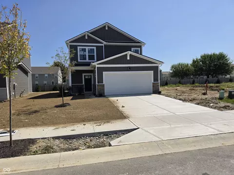 3889 Riverstone Dr, Whitestown, IN 46075