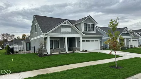 7130 Shenandoah St, Zionsville, IN 46077