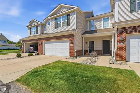 9654 Calamus Dr, Noblesville, IN 46060