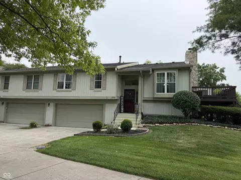 2726 Lakeshire Ln, Indianapolis, IN 46268