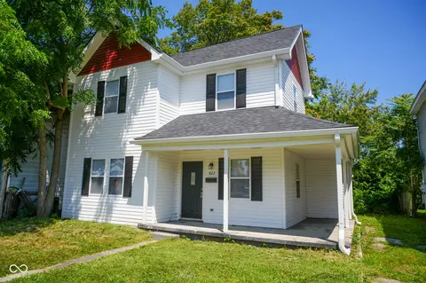 822 W 11th St, Anderson, IN 46016