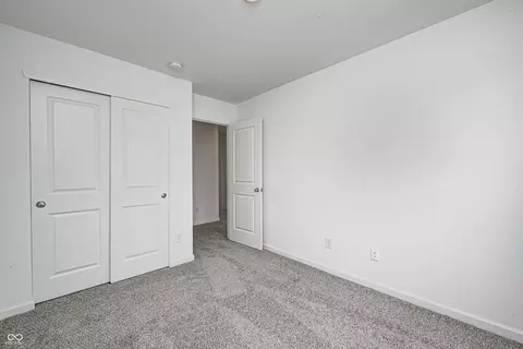 Bedroom - 6583 Hemlock Ln, Pendleton, IN 46064 photo 9 of 9