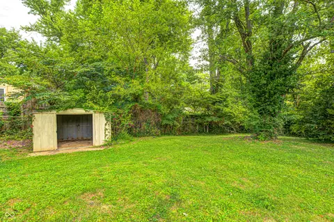 Exterior - 3402 N Windcrest Dr, Bloomington, IN 47404 photo 4 of 5
