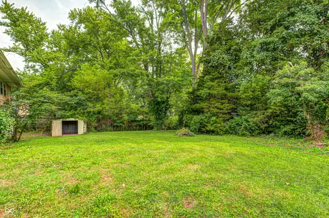Exterior - 3402 N Windcrest Dr, Bloomington, IN 47404 photo 2 of 5