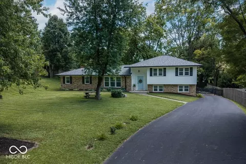 5755 Andover Rd, Indianapolis, IN 46220