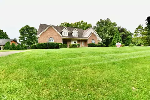 9719 Decatur Dr, Indianapolis, IN 46256