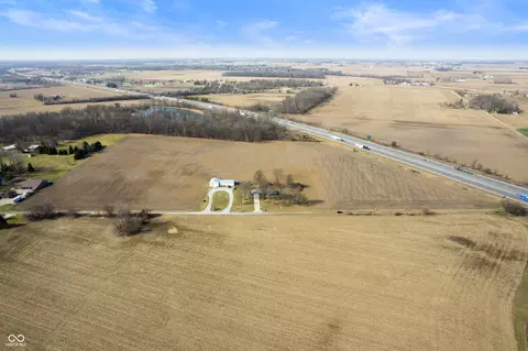 475 West, Pendleton, IN 46064 photo 3