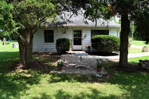 1667 S County Road 150 E, Danville, IN 46122