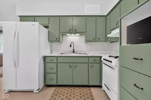 356 N Hugo St, Indianapolis, IN 46229