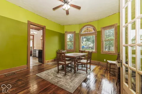 Dining - 401 E 7th St, Muncie, IN 47302 photo 2 of 9