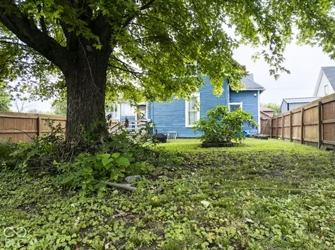 Exterior - 401 E 7th St, Muncie, IN 47302 photo 5 of 14
