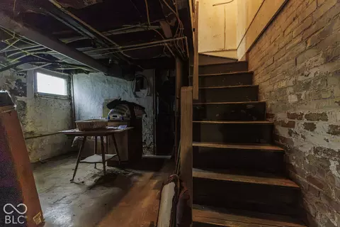Entry Way - 401 E 7th St, Muncie, IN 47302 photo 1 of 4