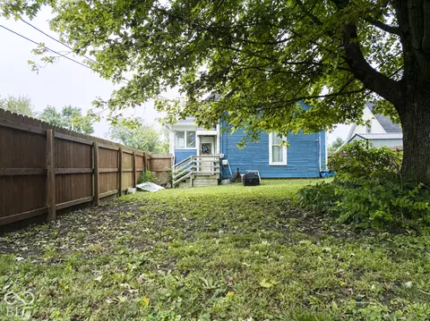 Exterior - 401 E 7th St, Muncie, IN 47302 photo 7 of 14