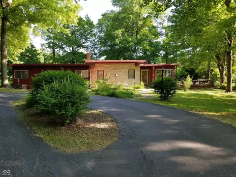 21612 Dunbar Rd, Sheridan, IN 46069